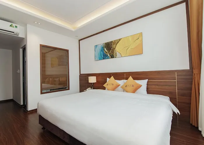 Jade Khách sạn 3*