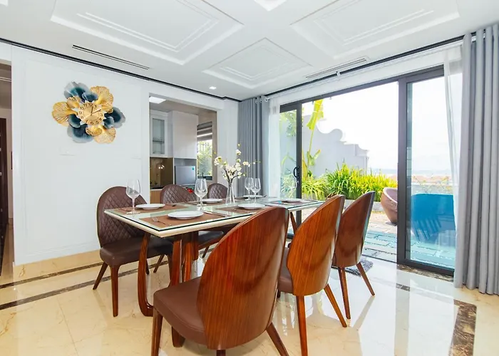Jade Hotel Ha Long