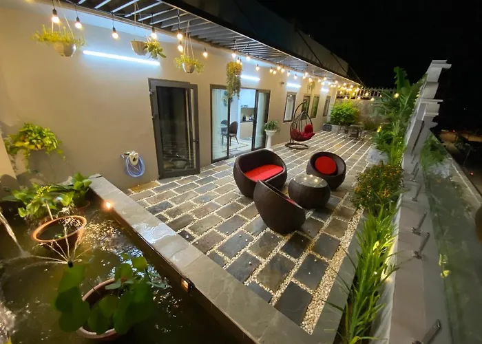 Jade Khách sạn 3*